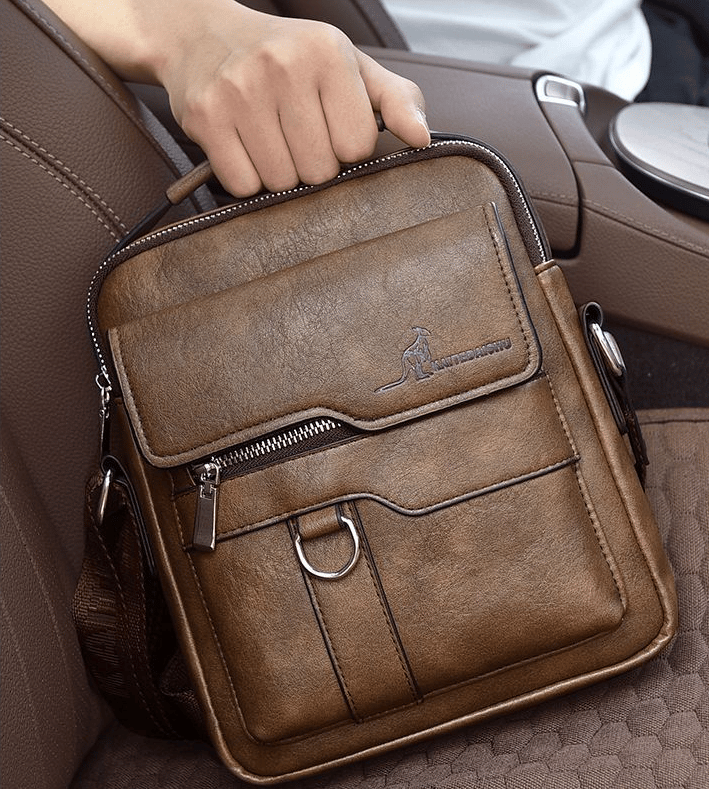 🎉Casual large-capacity multifunctional  bag — waterproof, wear-resistant, and stylish💼