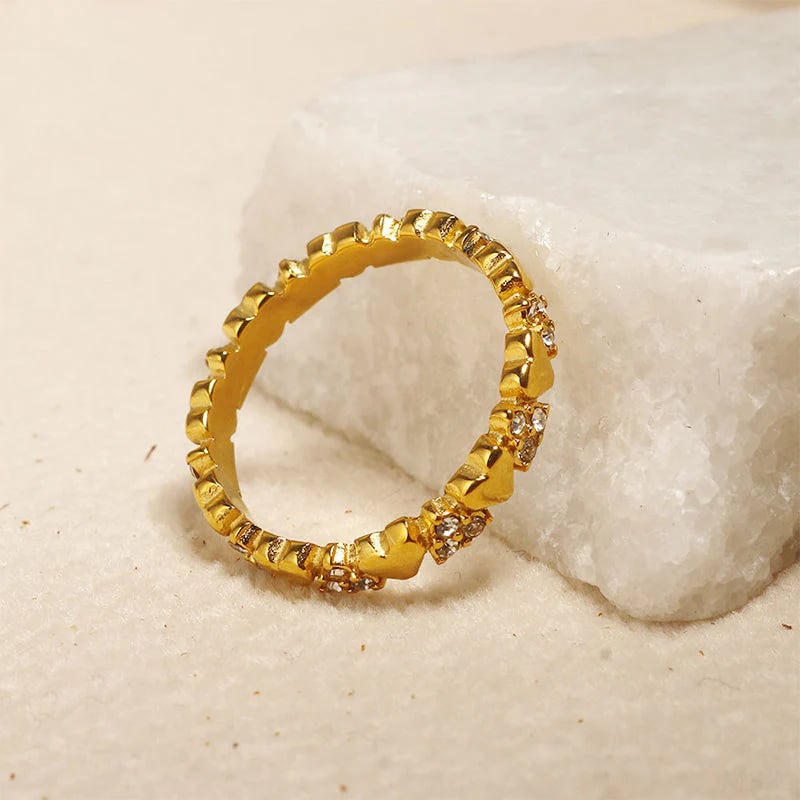 ⏰ Women's Elegant Heart Eternity Ring – Micro-Paved Zircons, Stainless Steel, Stackable ✨
