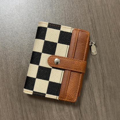 🖤 Checkered Bifold Wallet for Women – Compact PU Leather Card Holder with ID Window & Zipper Coin Pocket ✨👛